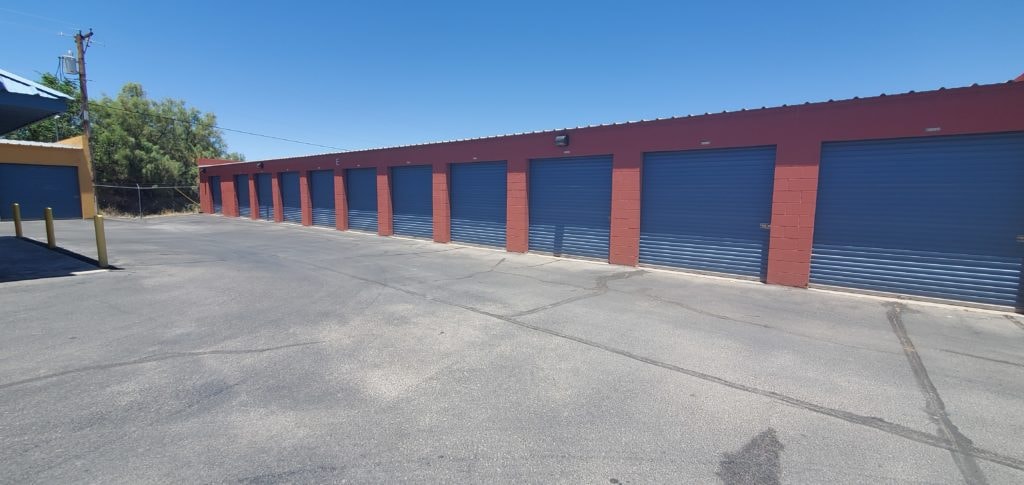Upper Valley Self Storage facility photo 1